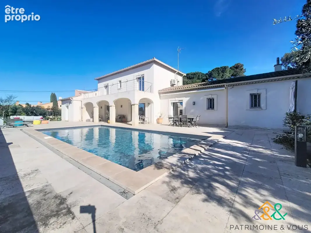 Photo Maison à Beaucaire au prix de 549 000€