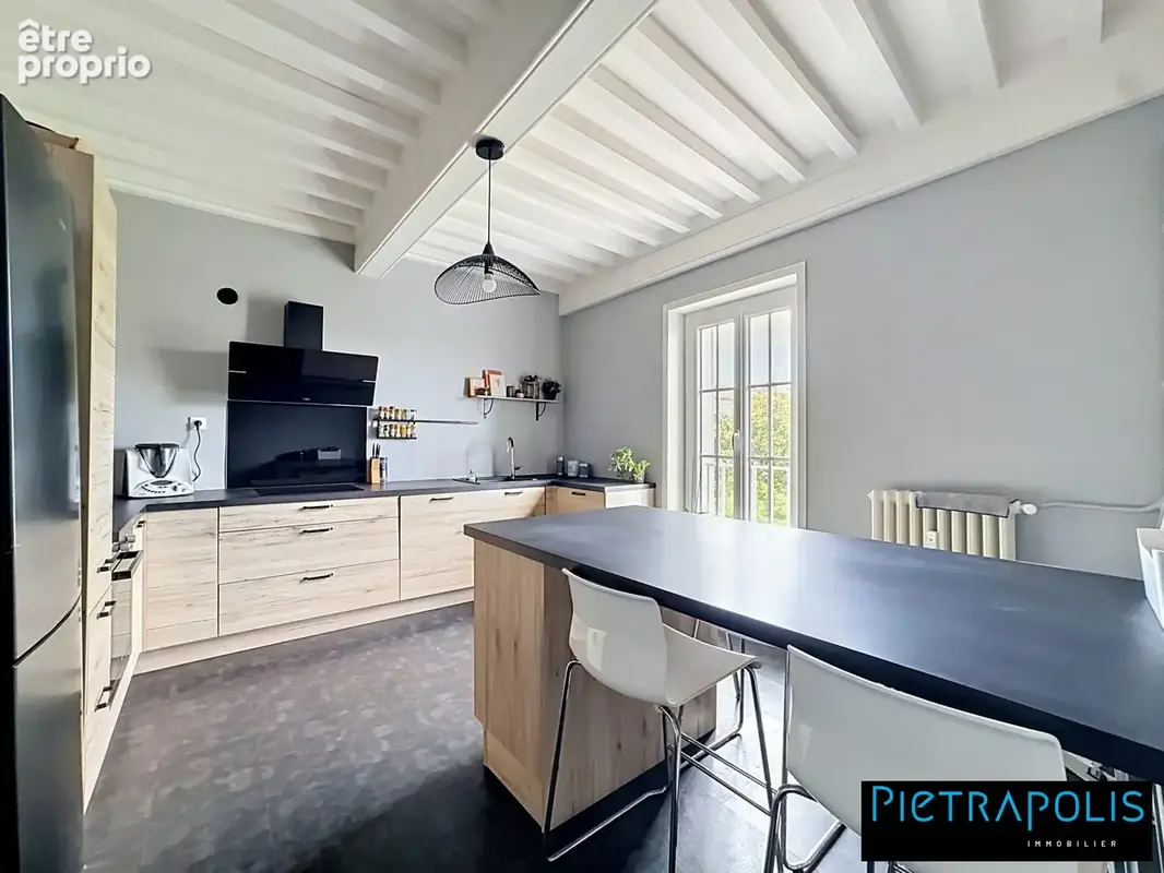 Appartement 152 m² à Pierre-Benite  - photo 7