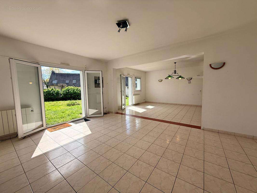 Maison à CRACH