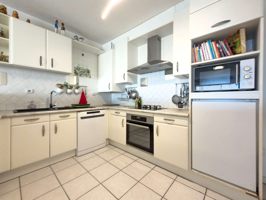 Appartement à LA LONDE-LES-MAURES