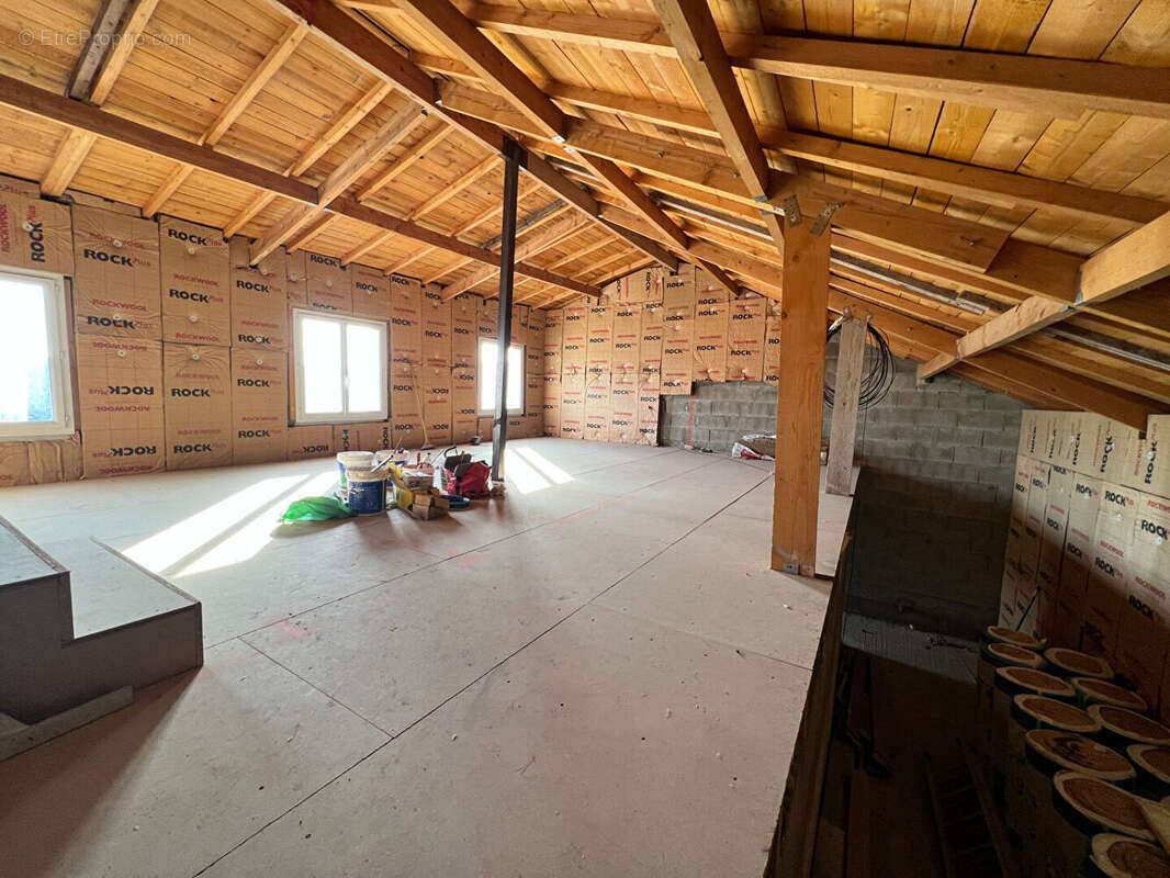 Maison à VILLEURBANNE