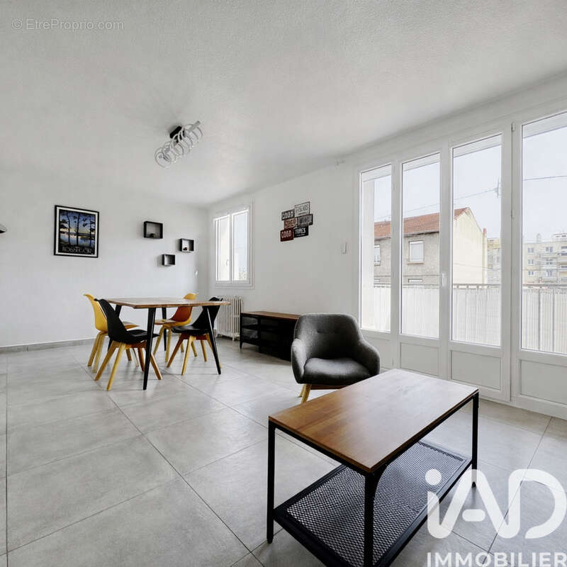 Photo 4 - Appartement à SAINT-ETIENNE