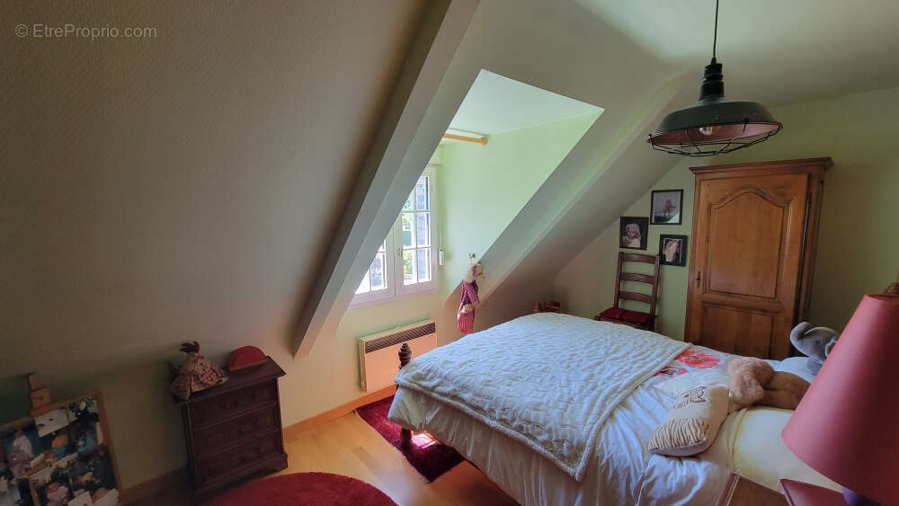 Plourivo, belle maison en pierre de 155 m² à vendre - photo 10