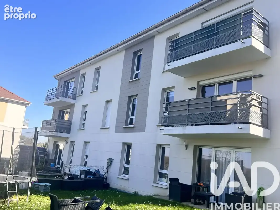 Photo 1 - Appartement à SANTENY