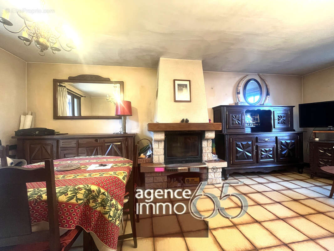 Maison à LUZ-SAINT-SAUVEUR