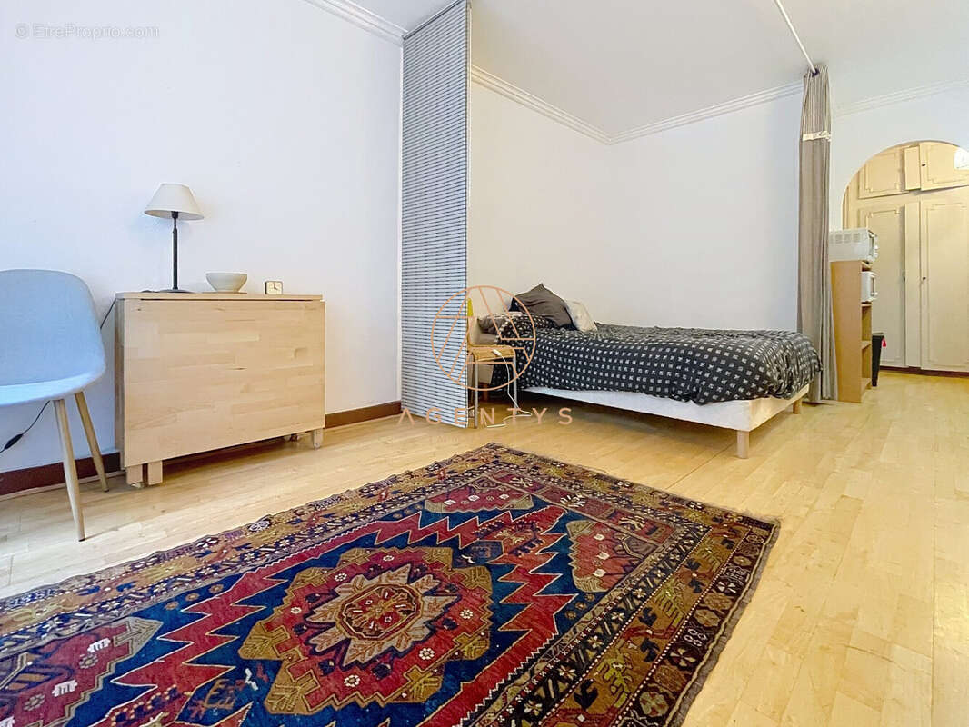 Appartement à PARIS-19E