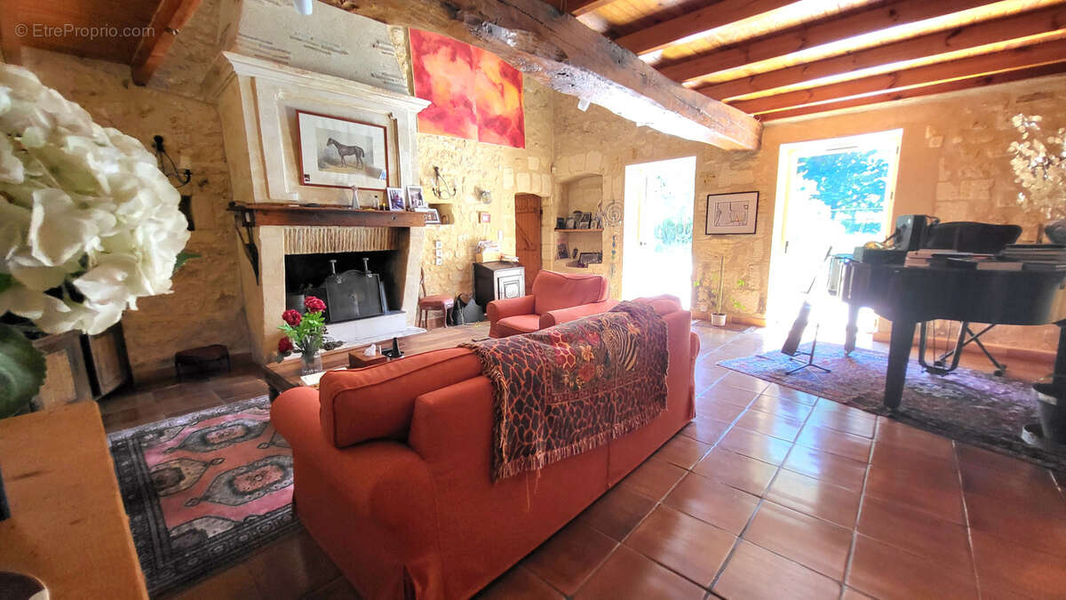 Maison à SAINT-ANDRE-DE-CUBZAC