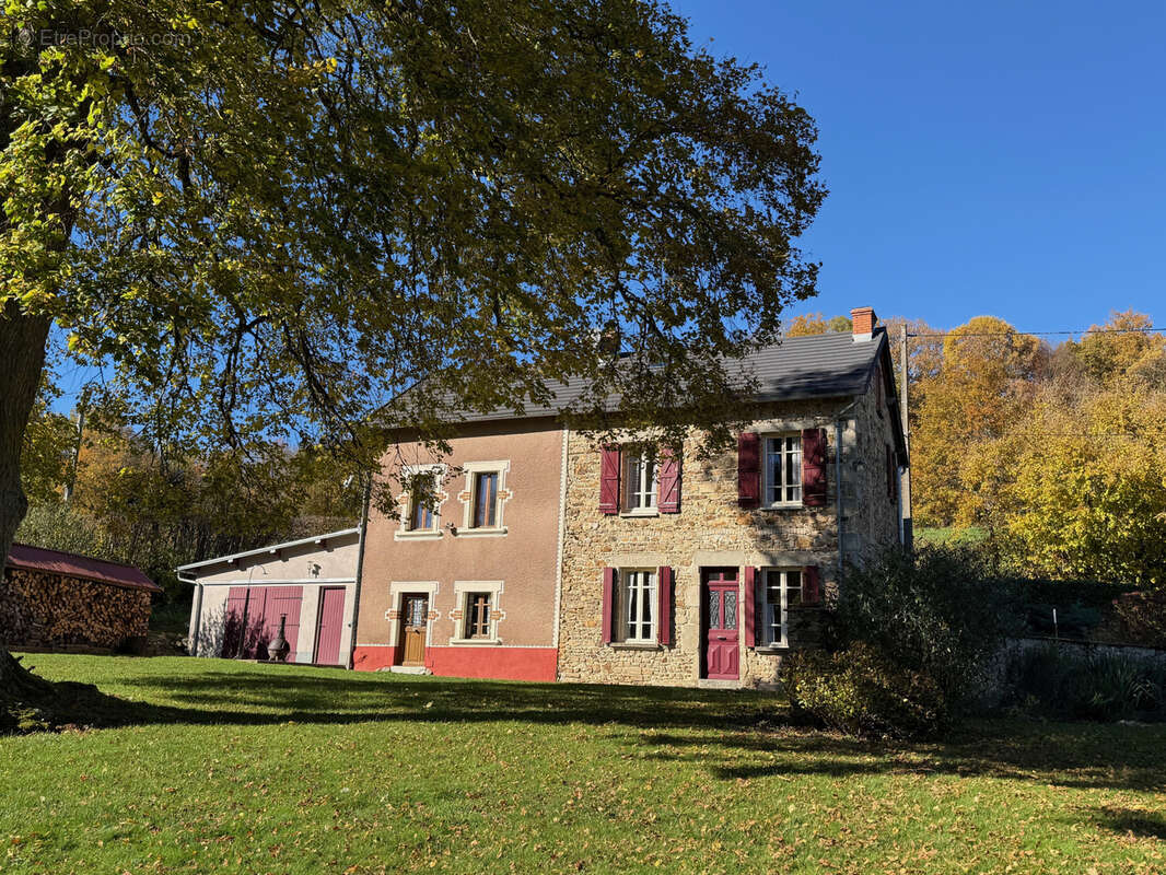 Maison à GOUTTIERES
