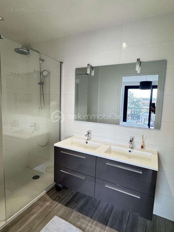 Appartement à VITRY-SUR-SEINE