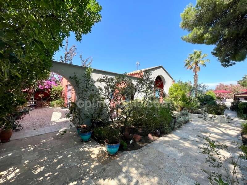 Maison à AIGUES-MORTES