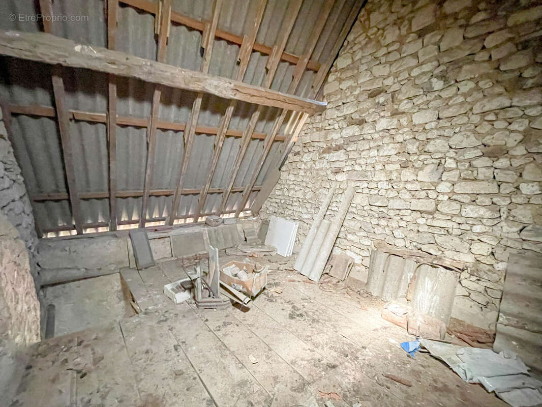 Maison à SAINT-SAUVEUR