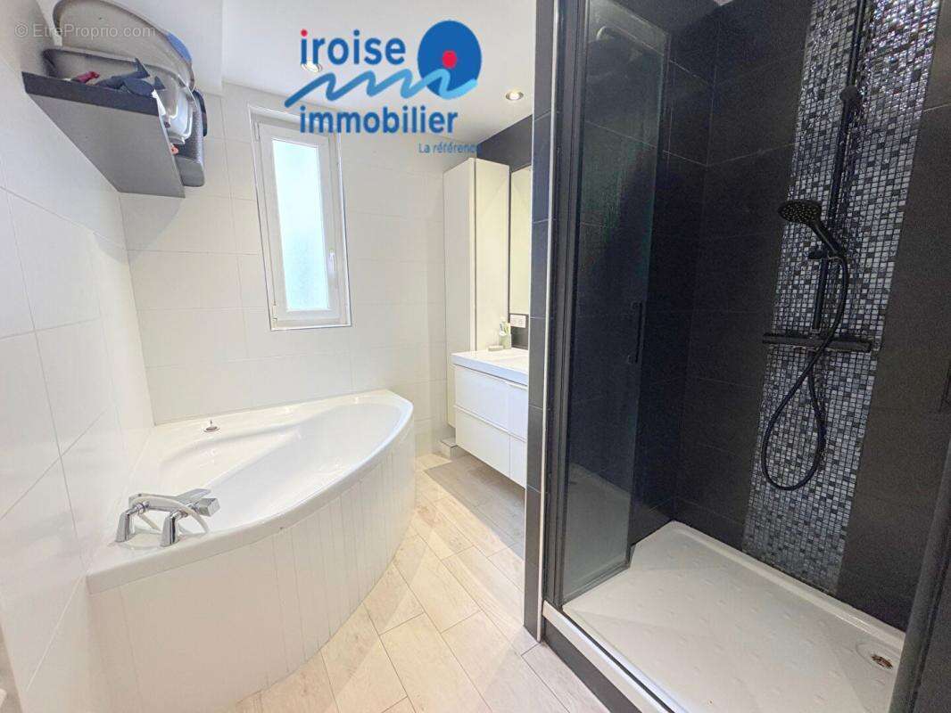 Appartement t4 parfait etat - photo 3