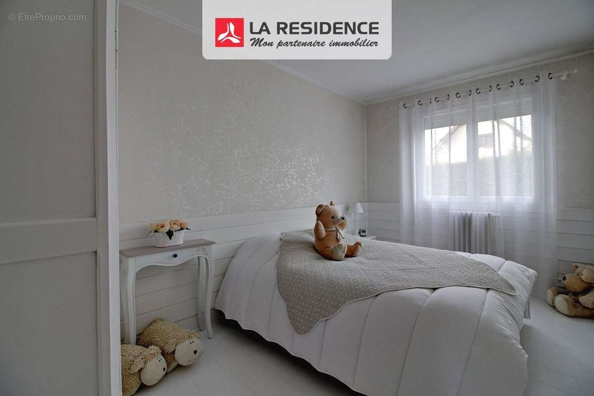 Appartement à SAINT-ETIENNE-DU-ROUVRAY