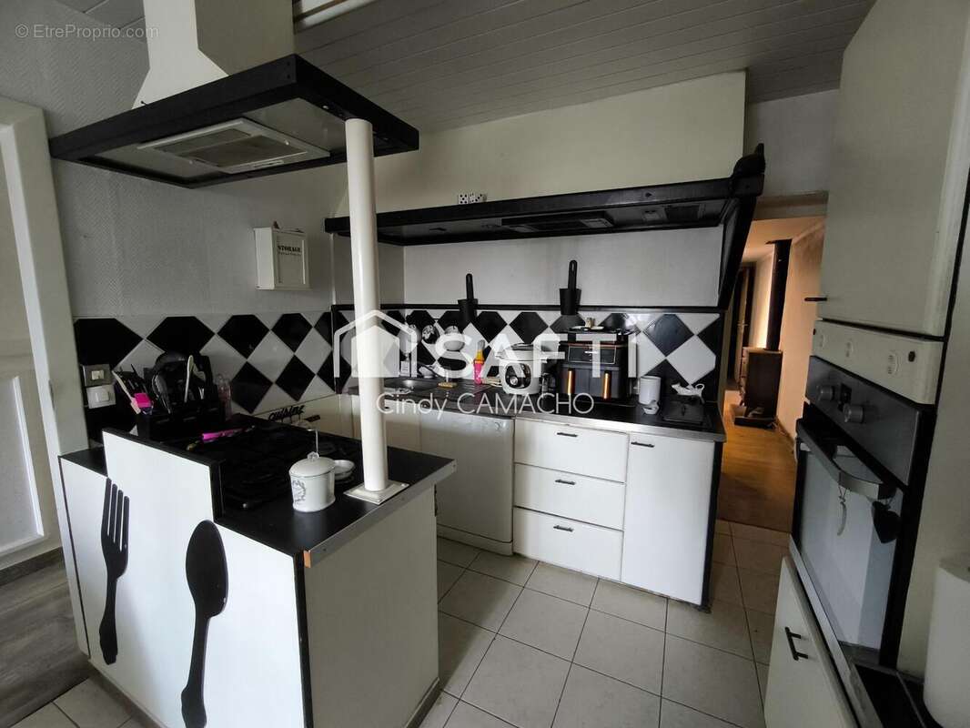 Photo 2 - Maison à PISSY
