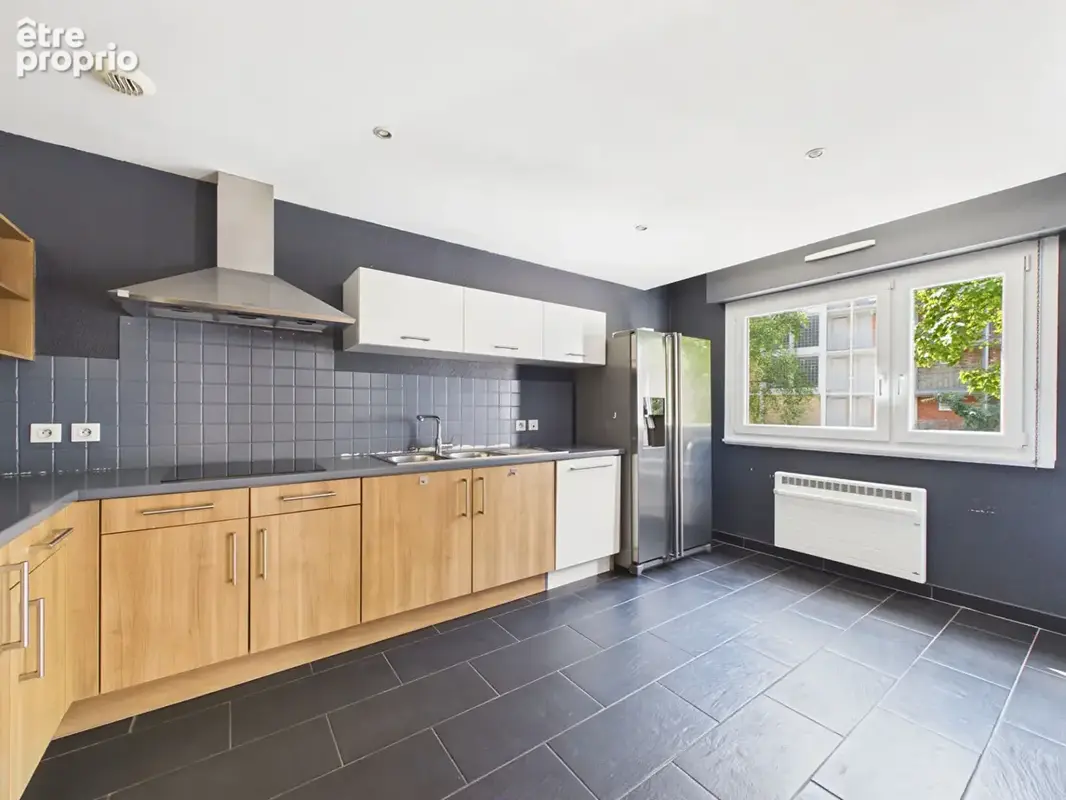 QUARTIER DES XV : F4 de 98.42 m² à vendre avec 2 chambres - possibilité d'un parking en sus - photo 2