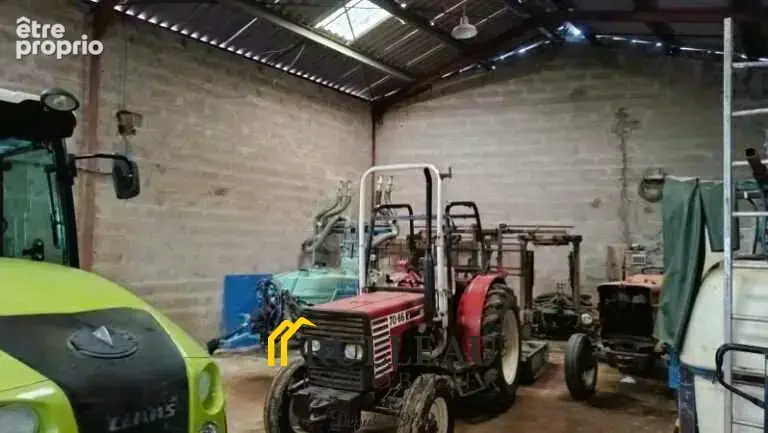 A vendre Propriété d'exception à Berson - Entre charme et potentiel - photo 17