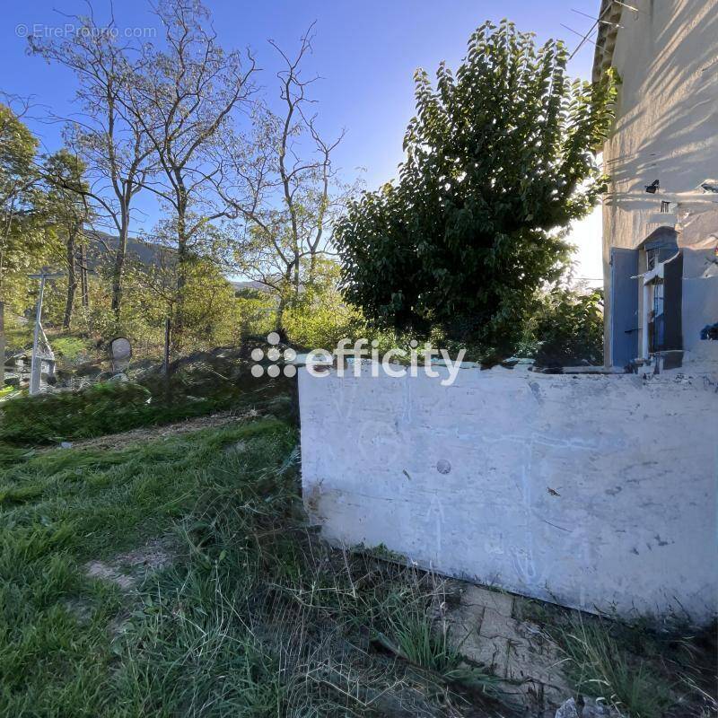 Appartement à PRIVAS