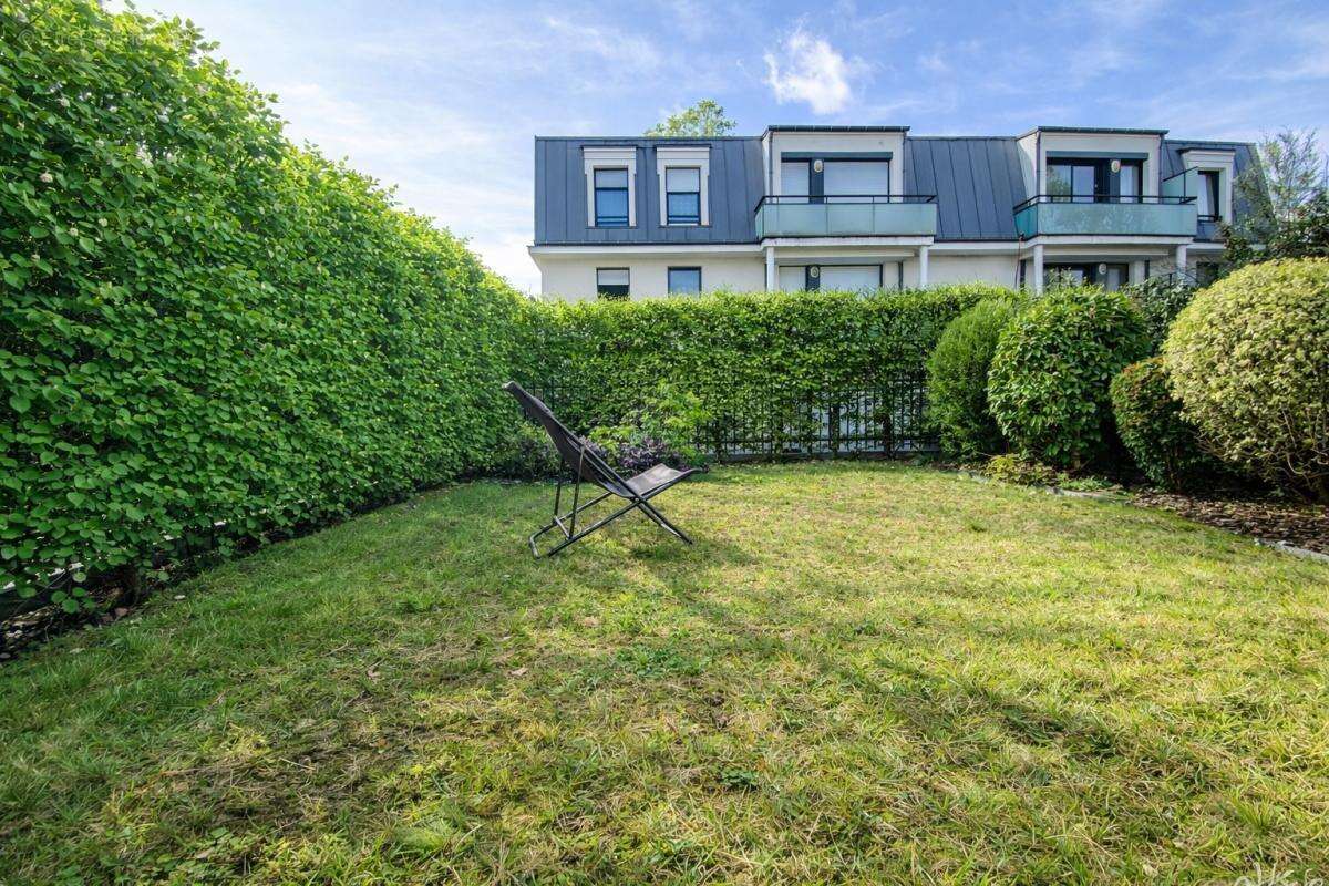 Appartement à LE PERREUX-SUR-MARNE
