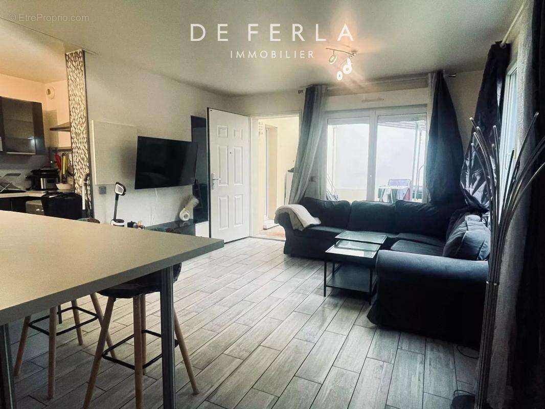 Appartement à STAINS