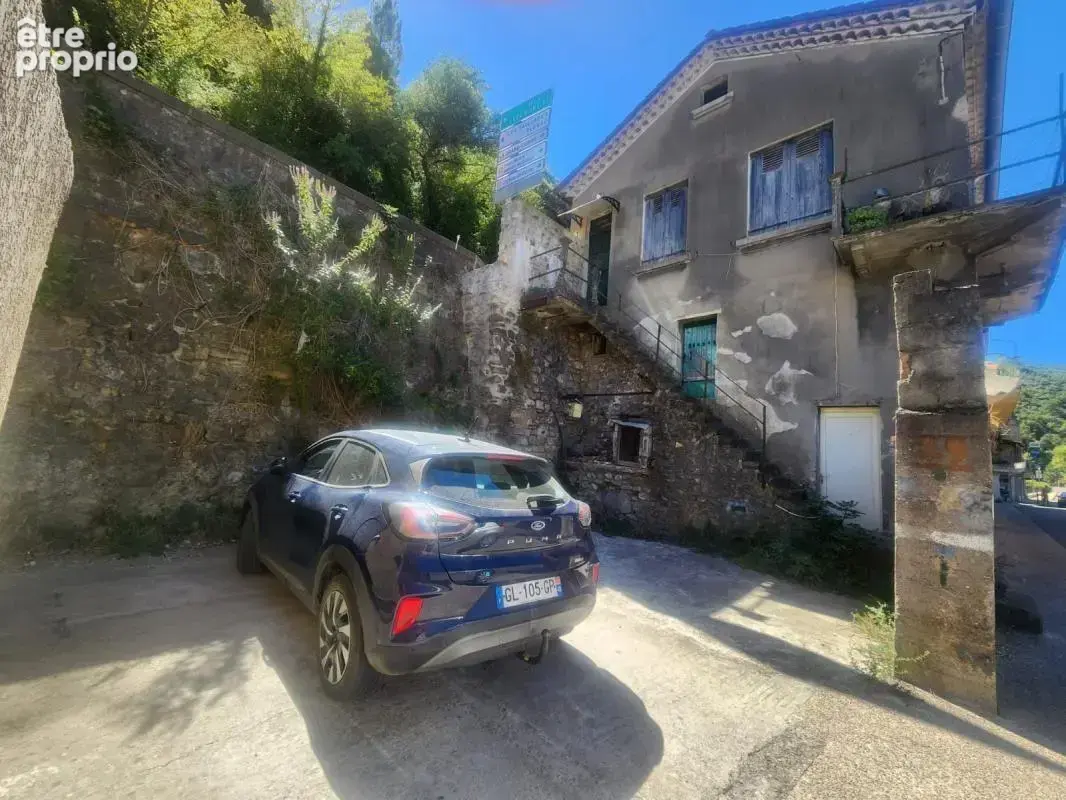 Maison à LES SALLES-DU-GARDON
