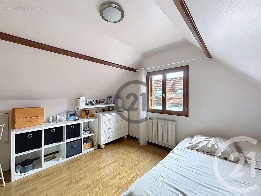 Maison 147 m² à Bourron-Marlotte  - photo 14