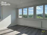 Appartement à SAINTES