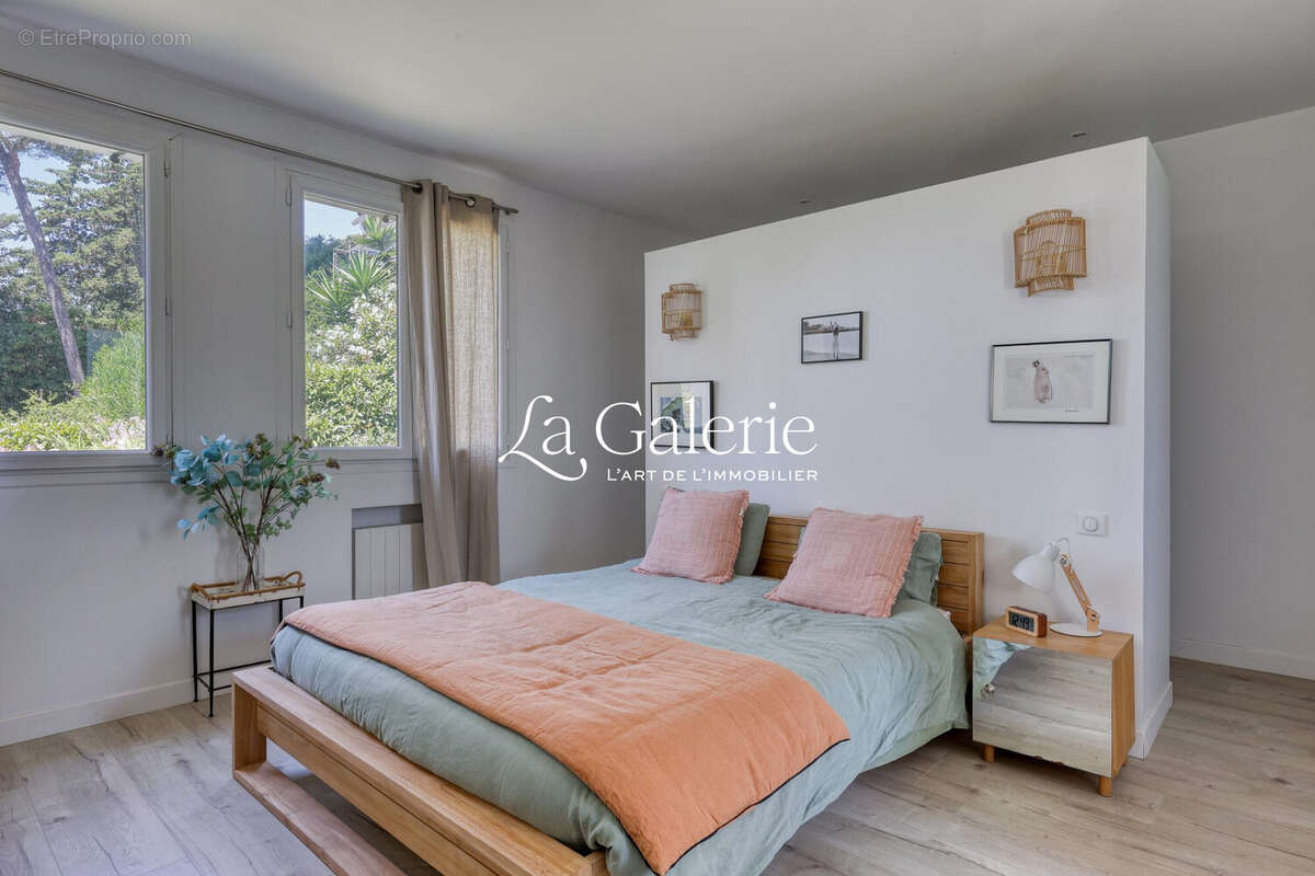 Appartement à CARQUEIRANNE
