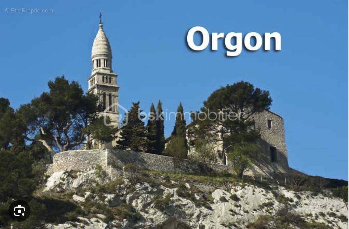 Terrain à ORGON