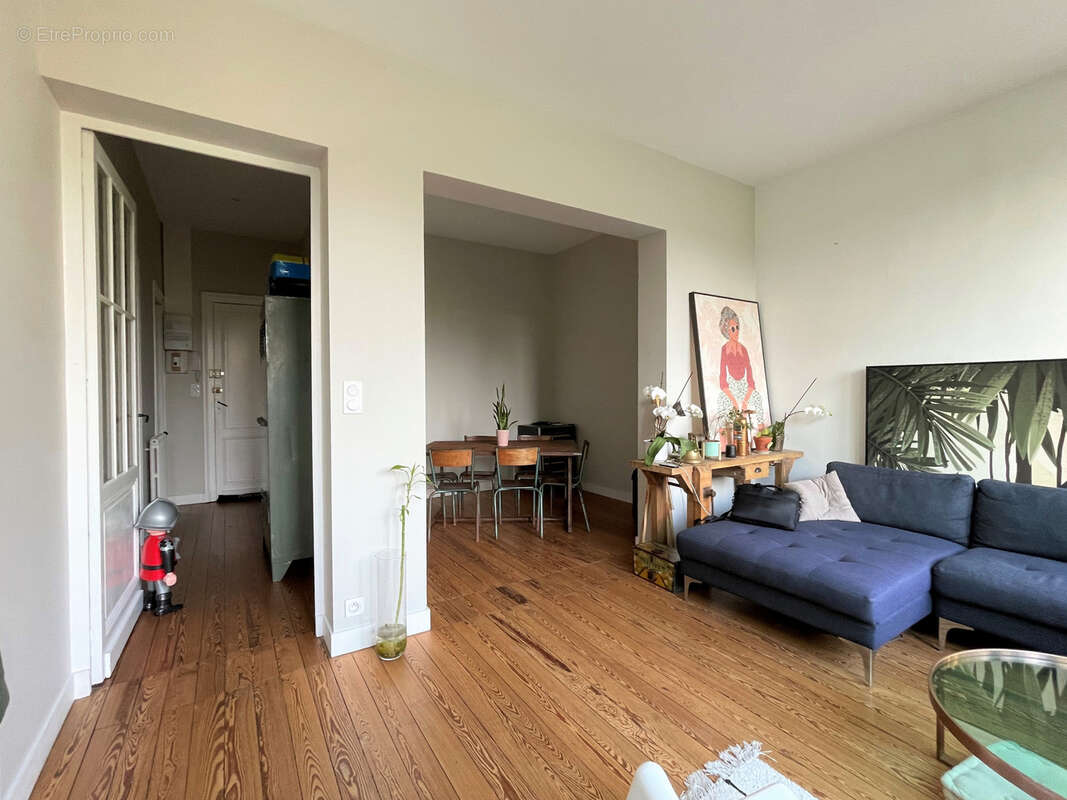 Appartement à BORDEAUX