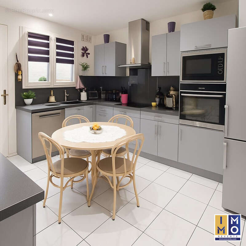 améliorée par l'ia - Maison à BOURGES