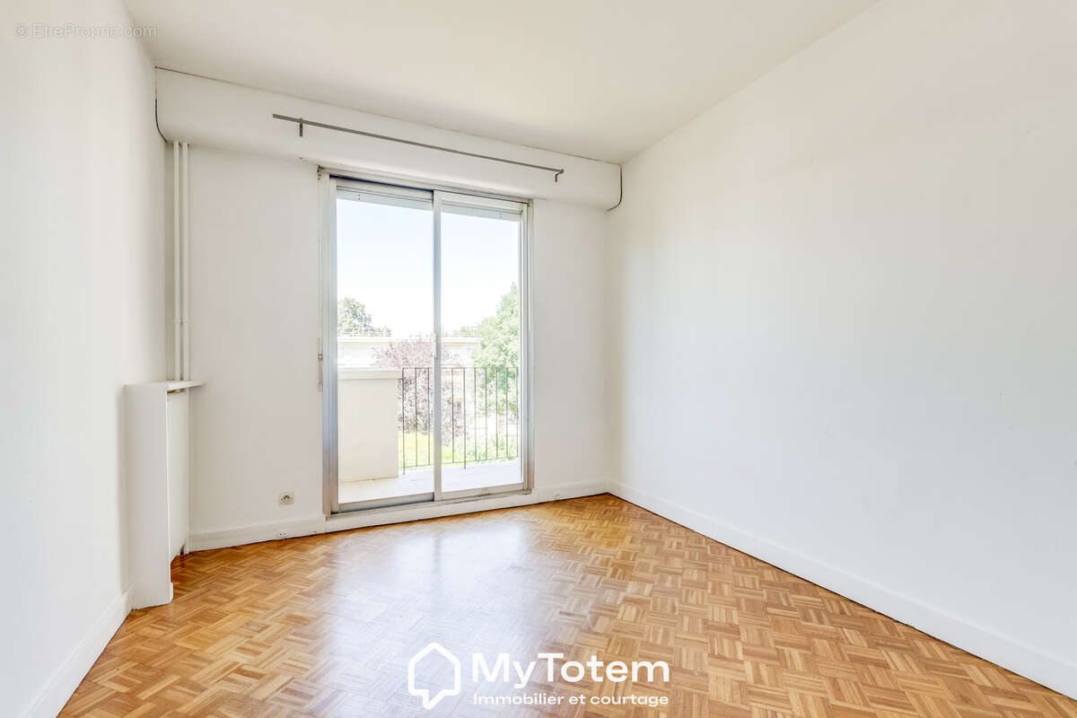 Appartement familial 4 pièces 3 chambres    100 m2   Avenue du Château, Meudon - photo 8