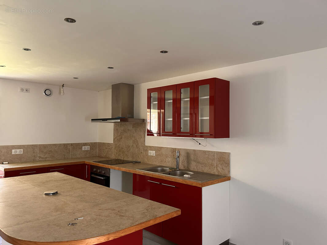 Maison 4 pièces entièrement rénovée à Le Pêchereau - photo 2