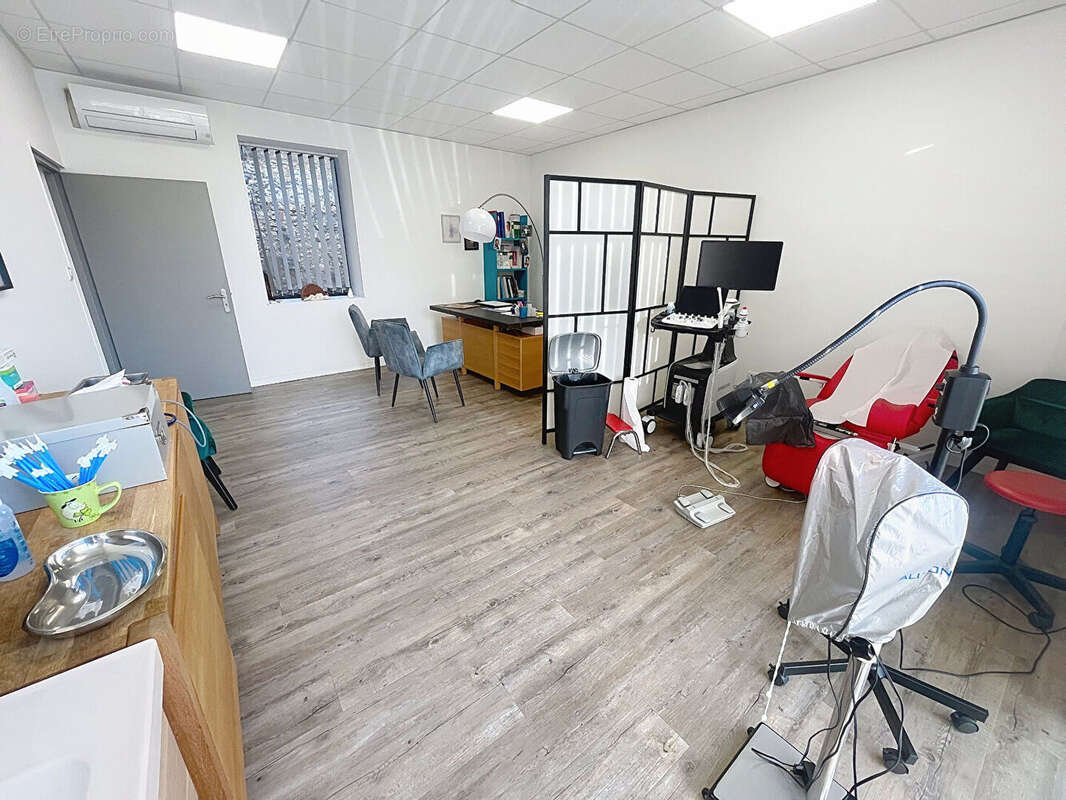 Local commercial Hyper centre - photo 6