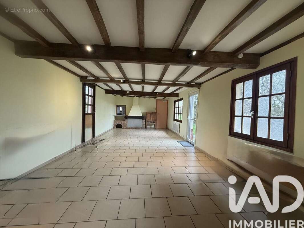 Maison 347 m² à Lisbourg  - photo 7
