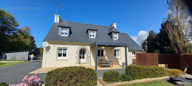 Maison à PLESTIN-LES-GREVES