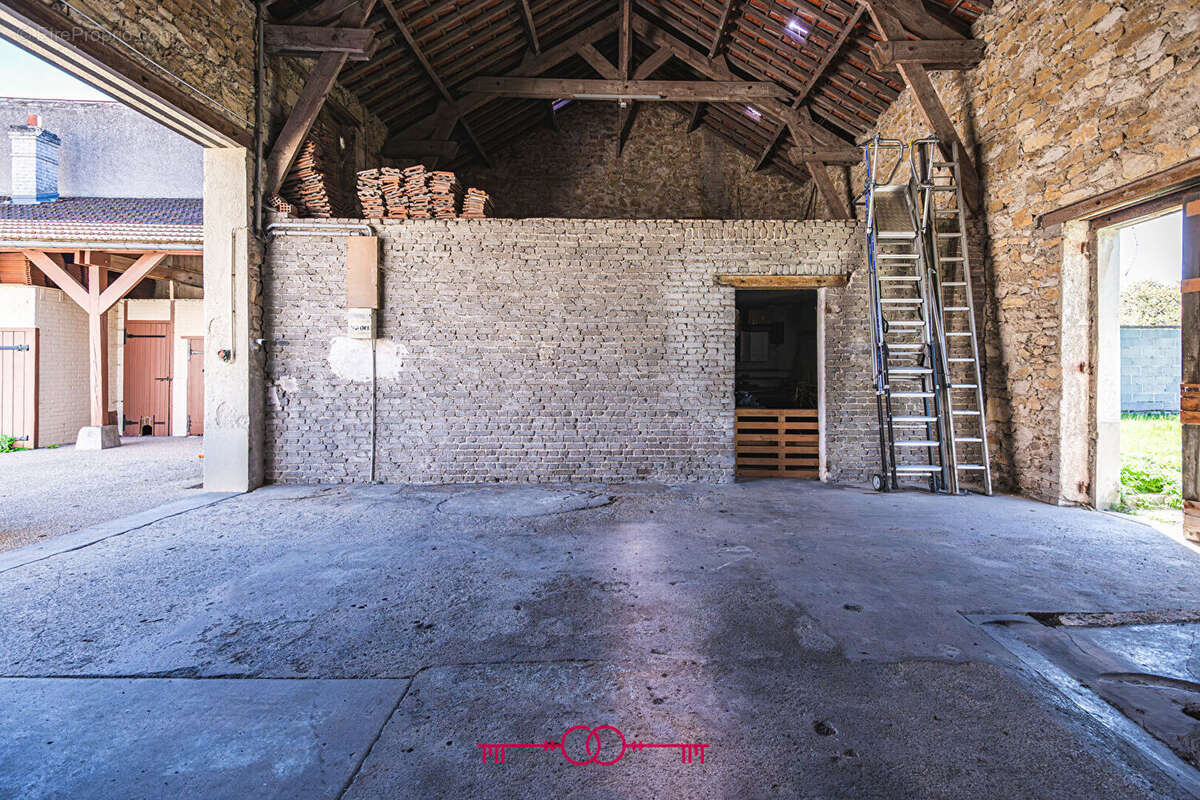 Maison à BEAUMONT-SUR-VESLE