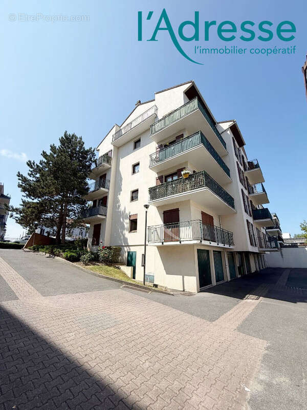 Commerce à NOISY-LE-GRAND