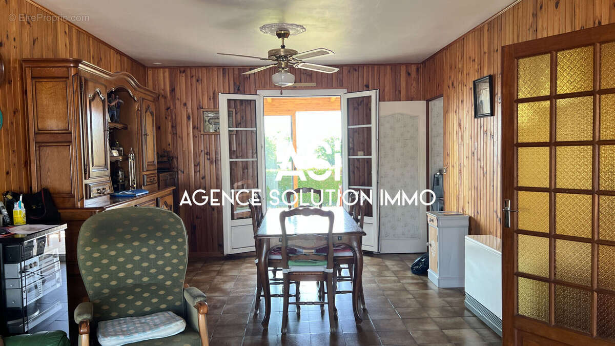 Maison à LOUPFOUGERES