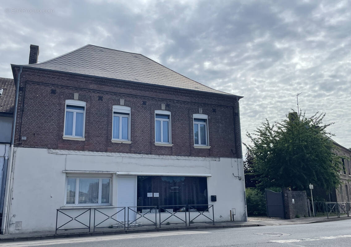 Maison à SAINT-LEGER-LES-DOMART
