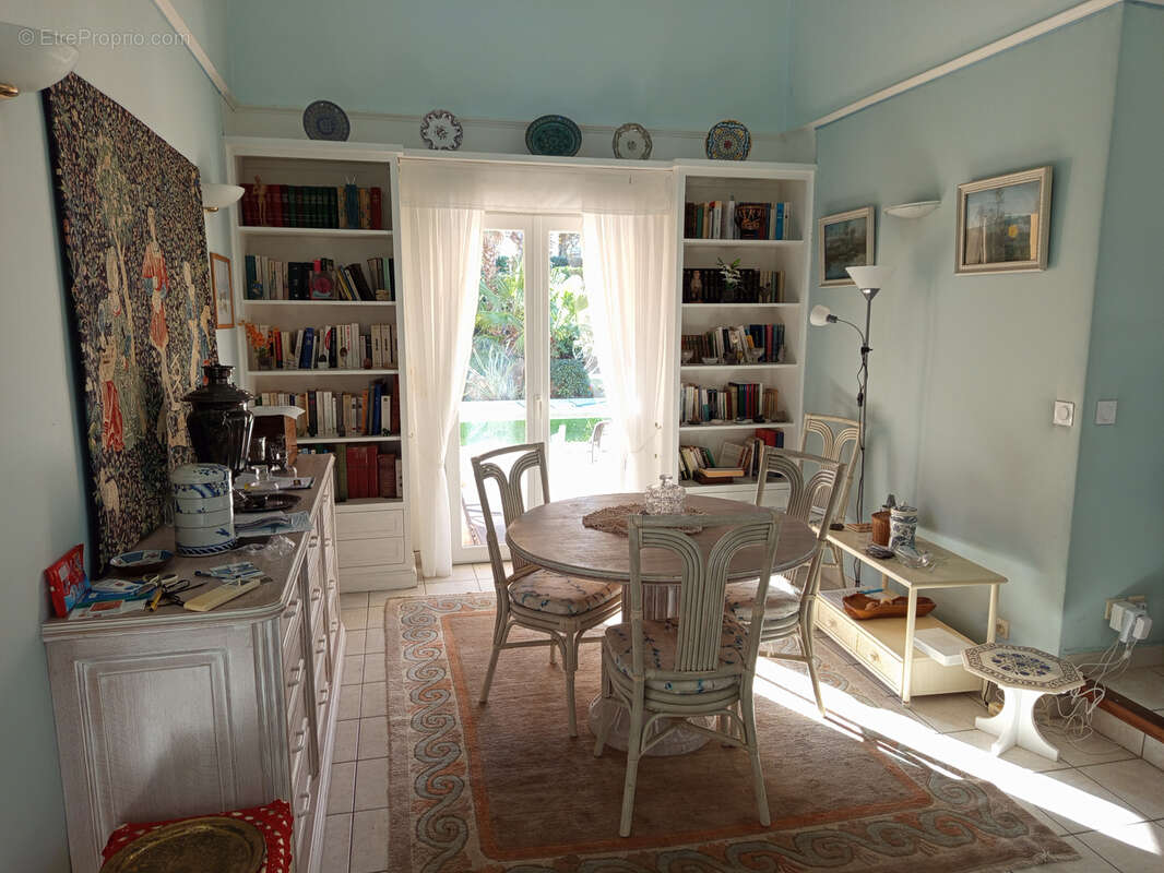 Maison à LAROQUE-DES-ALBERES