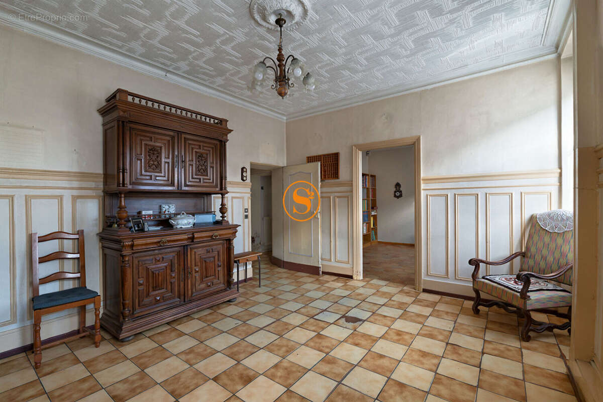 Maison à LA CHAPELLE-EN-SERVAL