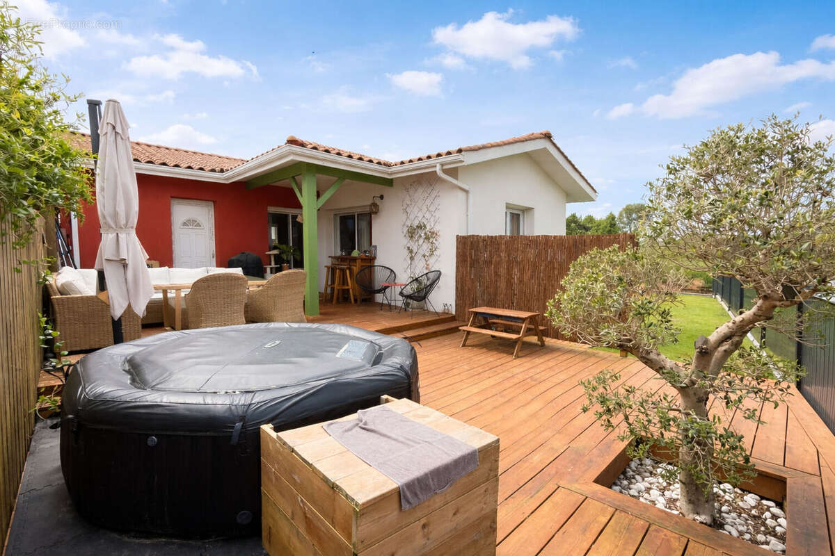 Maison à SAINT-JEAN-DE-MARSACQ