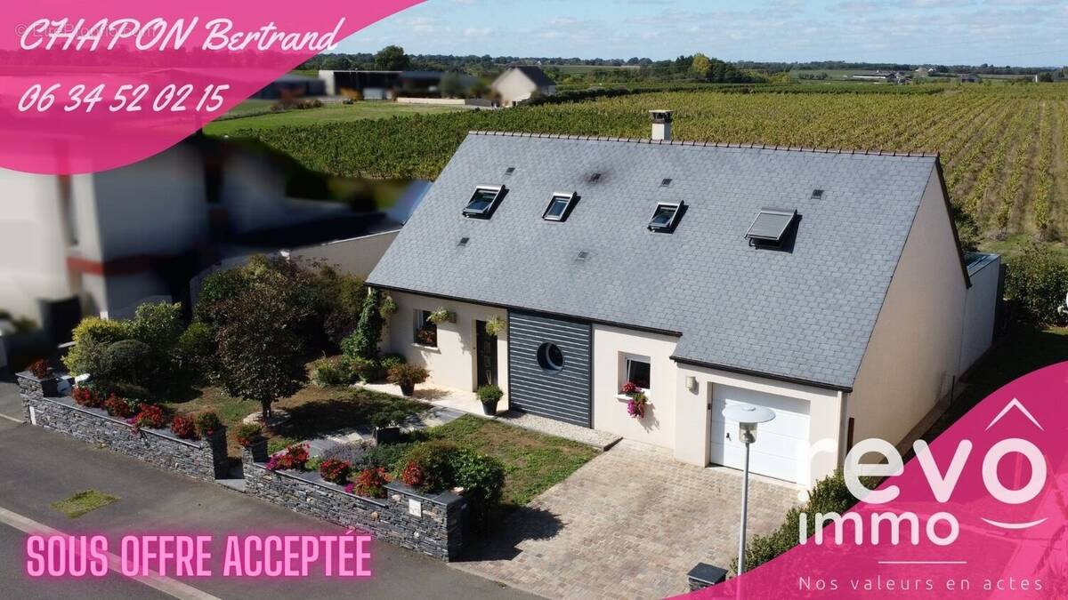 Maison à SAINT-LAMBERT-DU-LATTAY