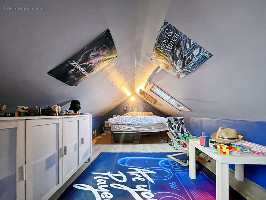 Maison à LE MEE-SUR-SEINE