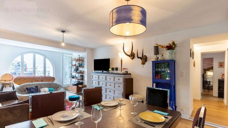 Maison à MESCHERS-SUR-GIRONDE