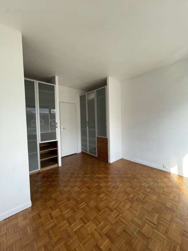 Appartement à CLICHY