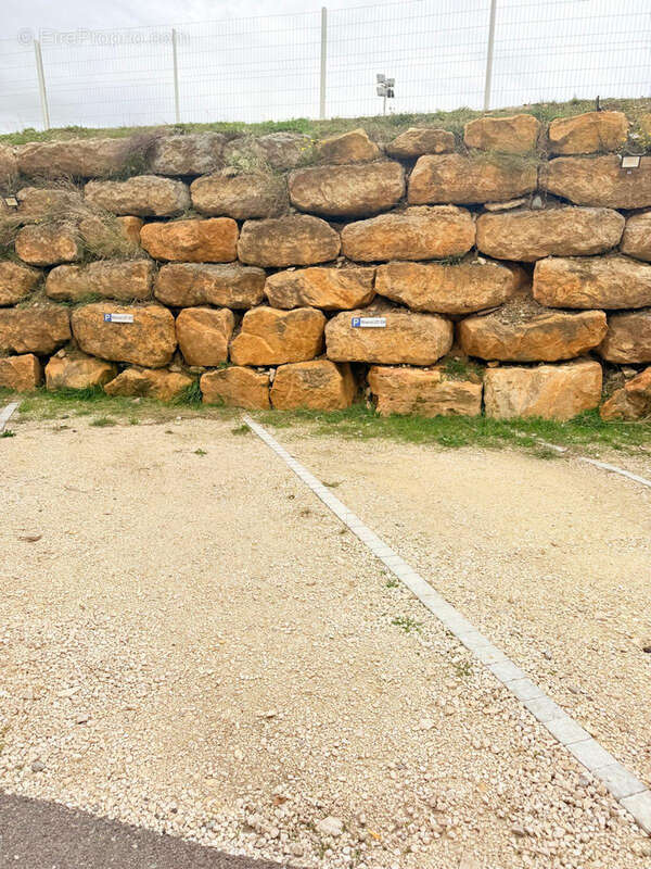 Commerce à BOURG-SAINT-ANDEOL