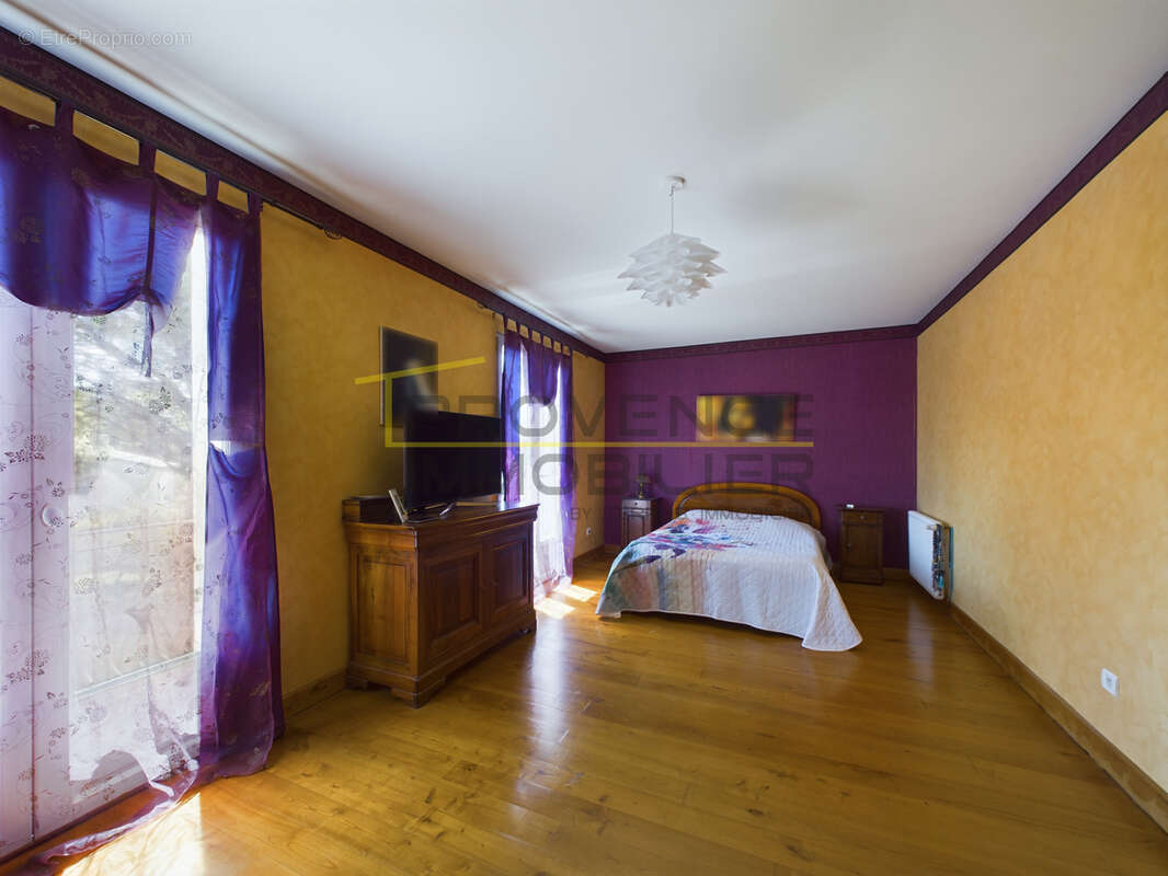 Grande maison avec 7 chambres à vendre à Montélimar - photo 11
