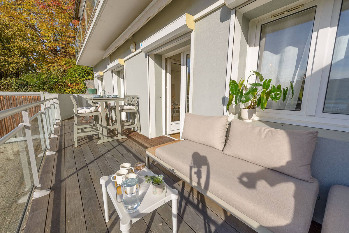 Appartement à VEYRIER-DU-LAC
