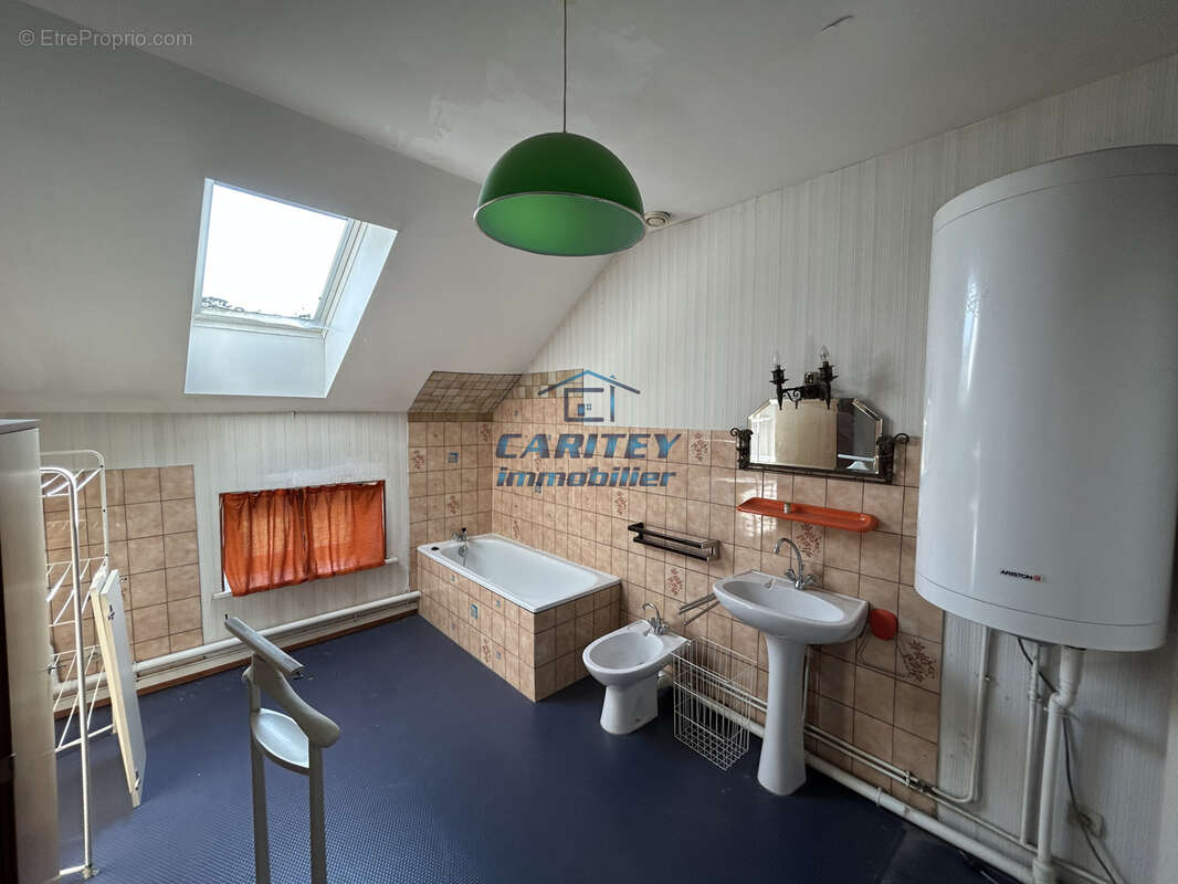 Appartement à LUXEUIL-LES-BAINS